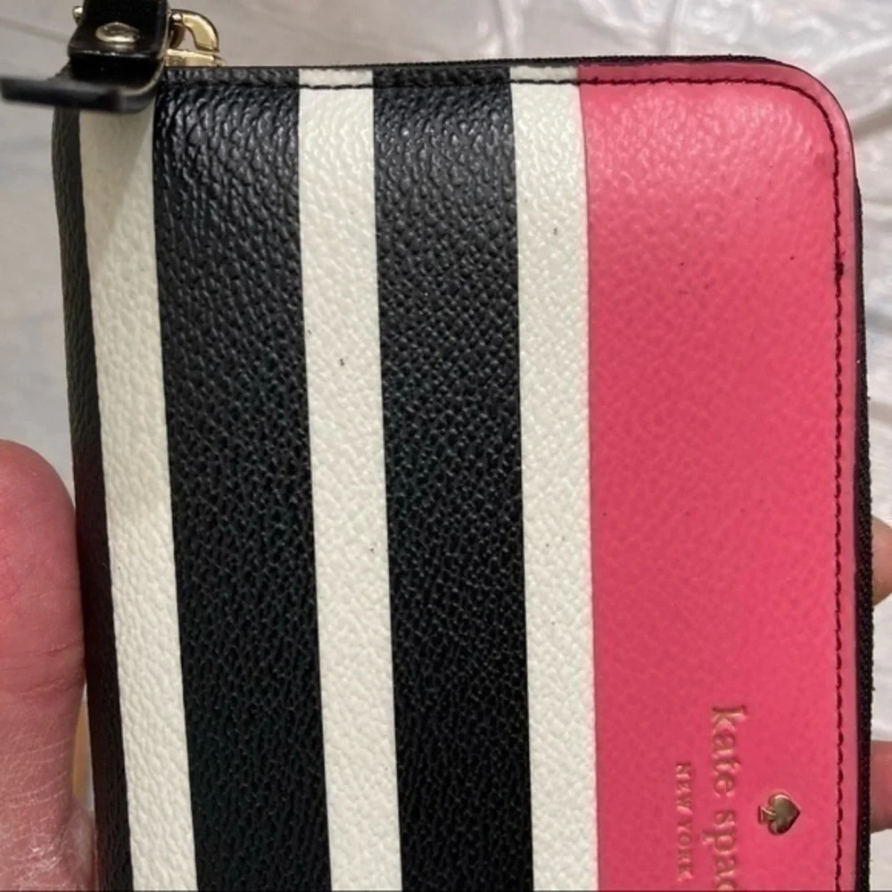 Kate spade black pink white striped zipper clutch wallet